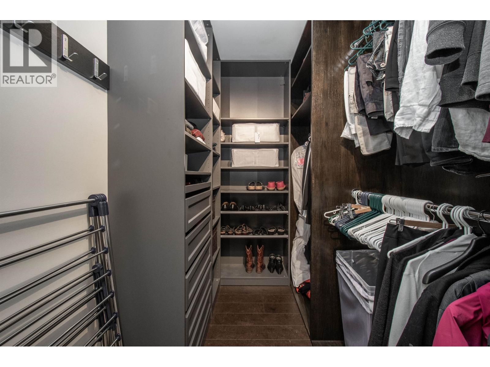 2175 GREYLYNN CRESCENT, North Vancouver