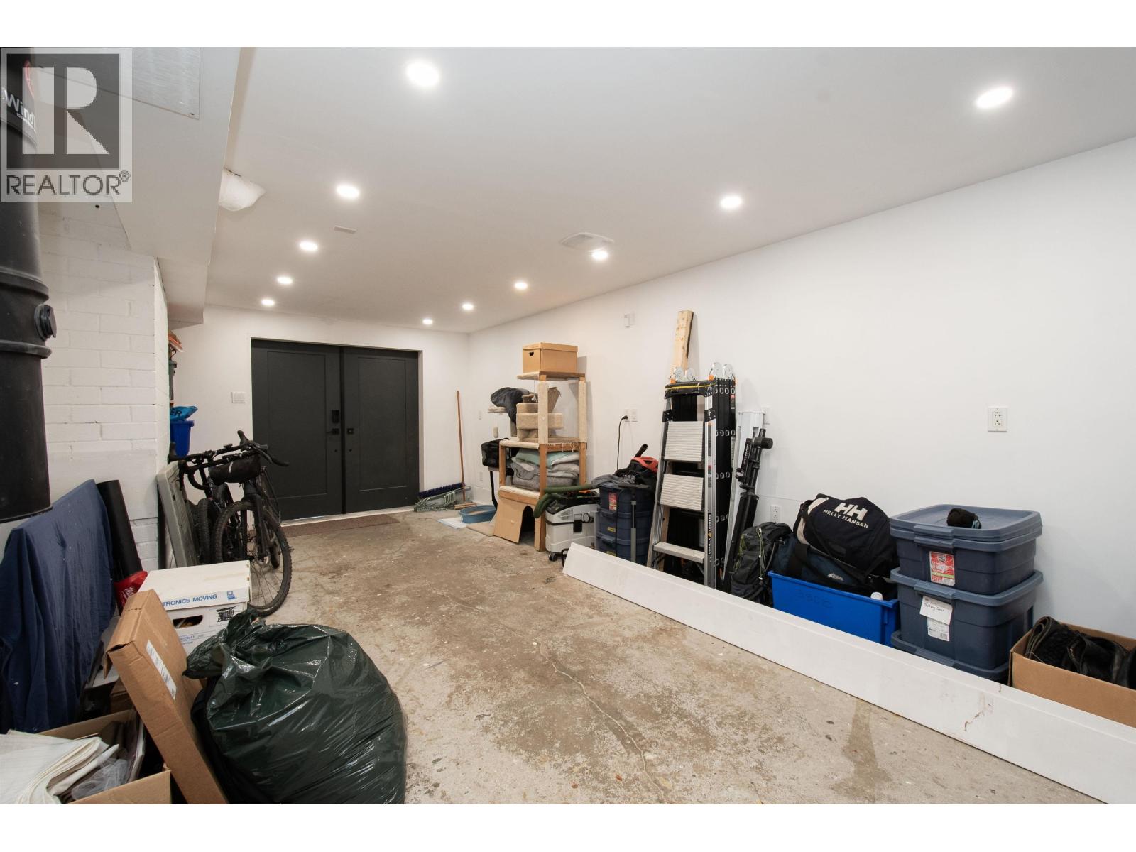 2175 GREYLYNN CRESCENT, North Vancouver