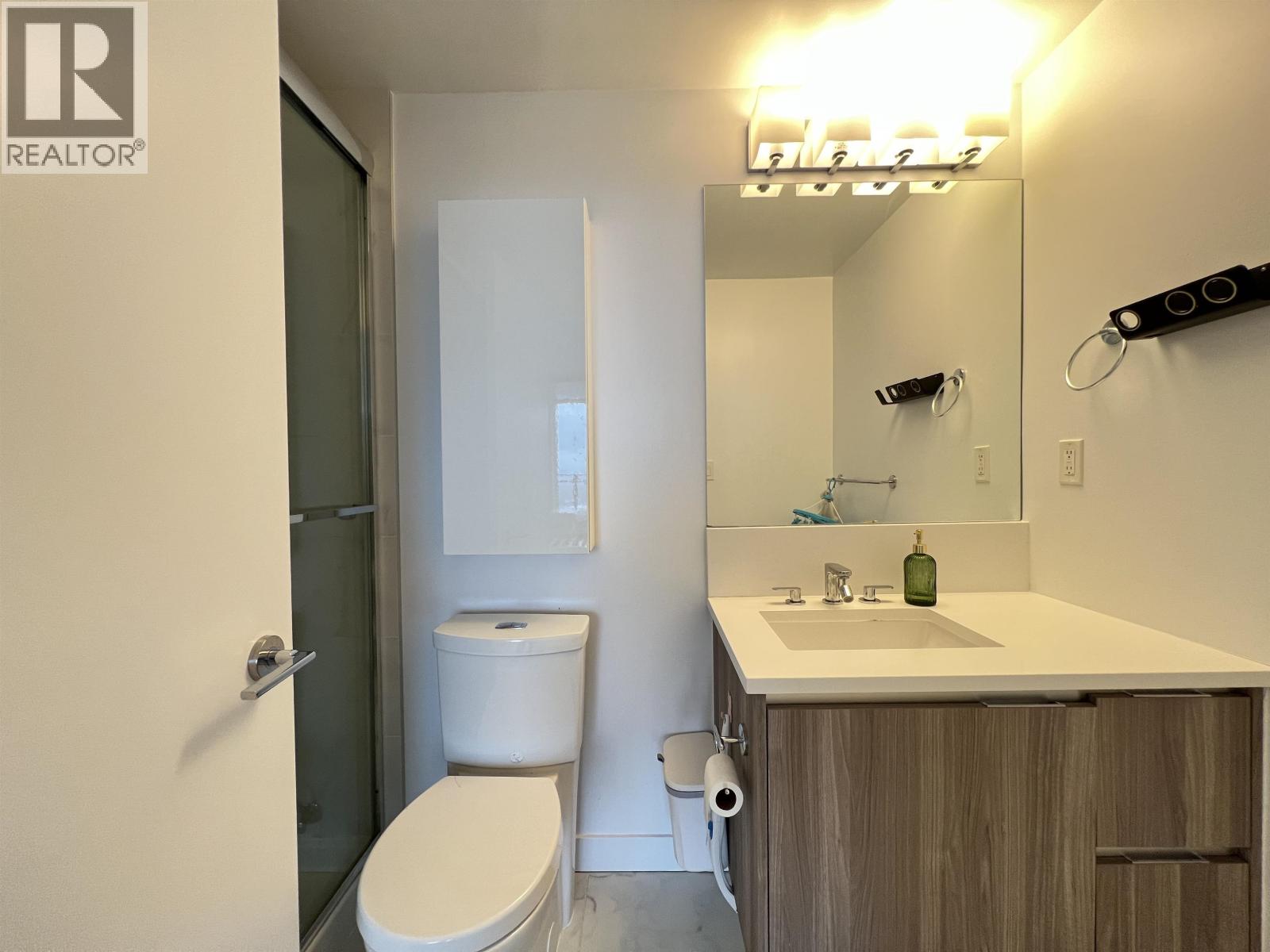 4007 4900 LENNOX LANE, Burnaby