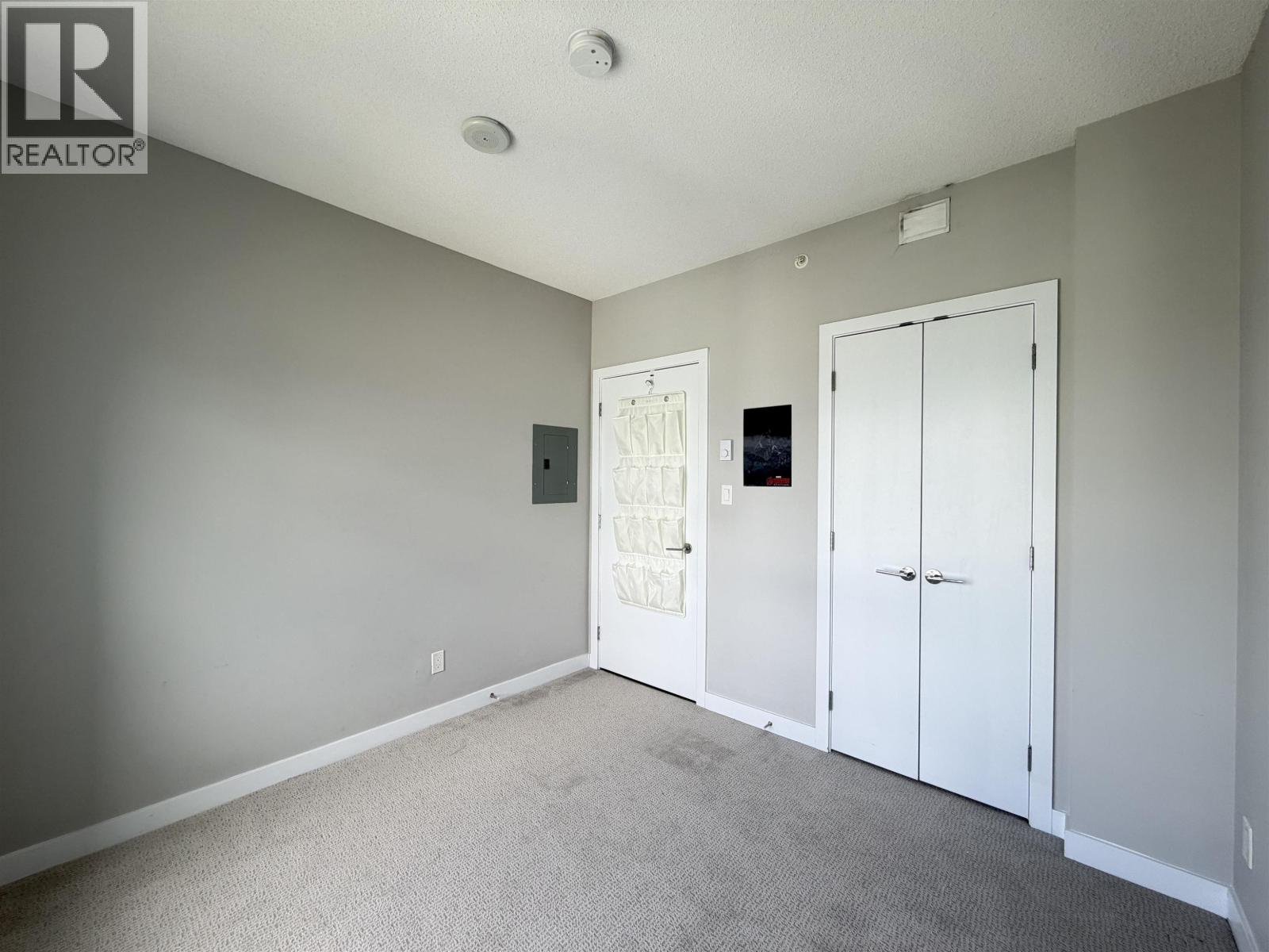 4007 4900 LENNOX LANE, Burnaby