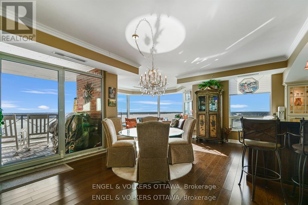 #1802 15 ST ANDREW STREET - 12