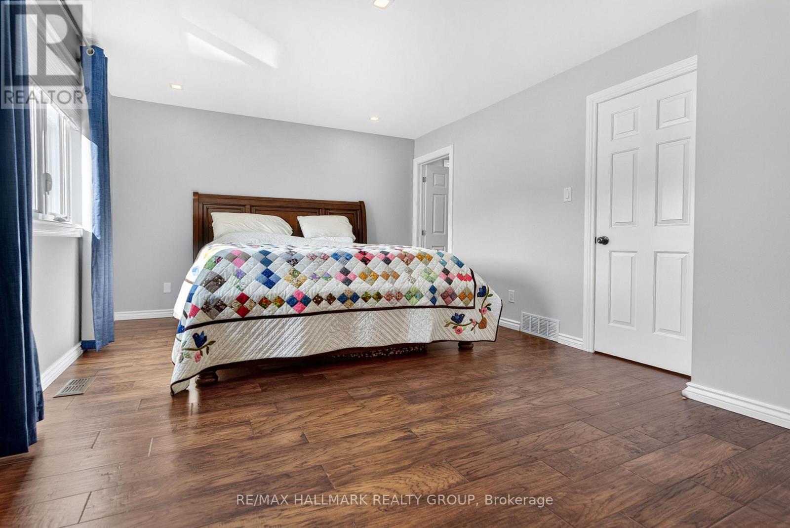 1354 GAULTOIS AVENUE - 10