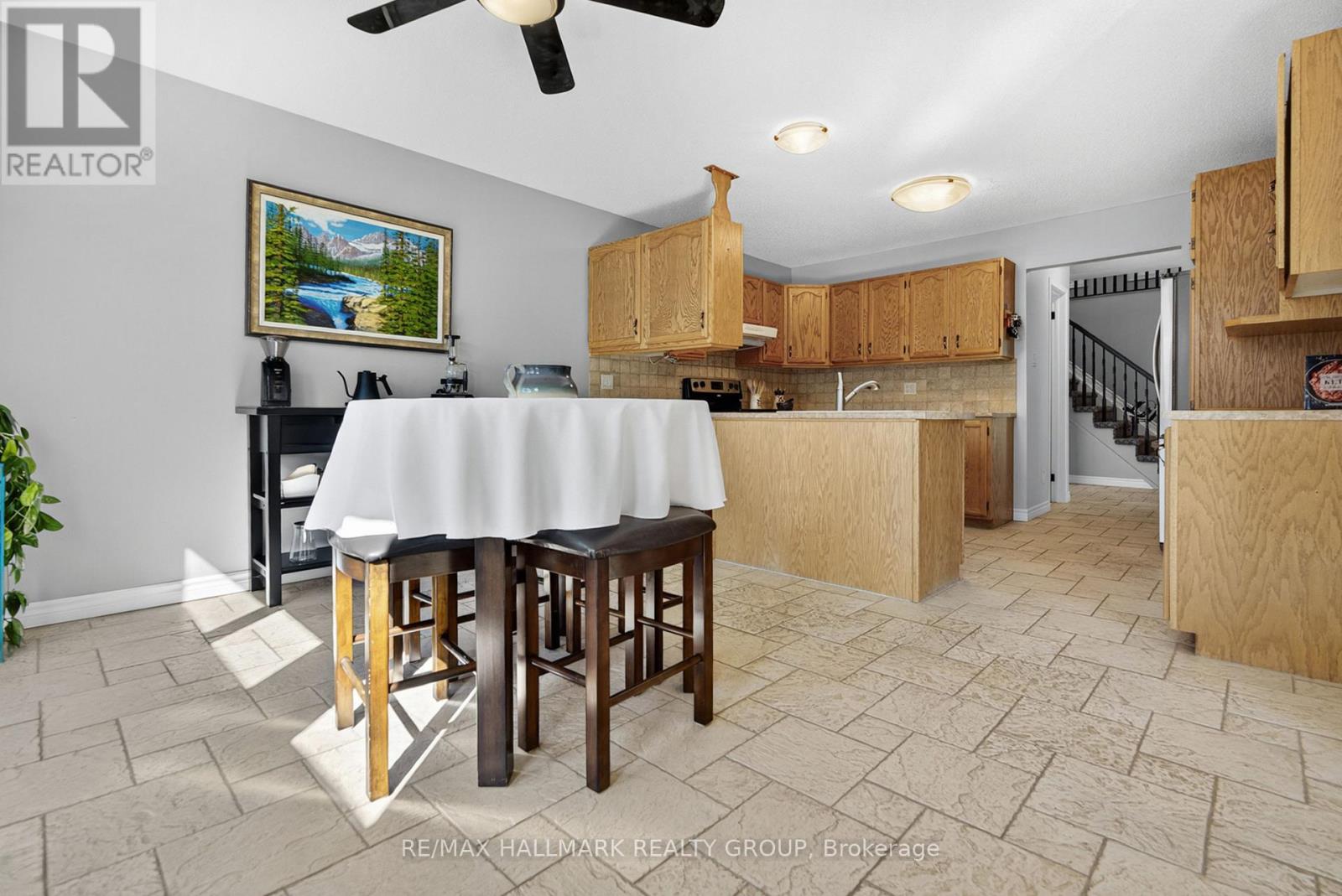 1354 GAULTOIS AVENUE - 7