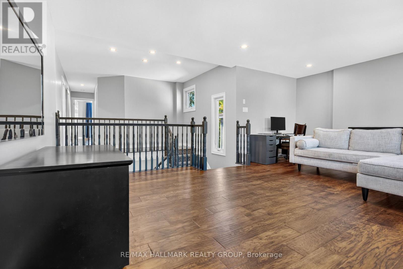 1354 GAULTOIS AVENUE - 9