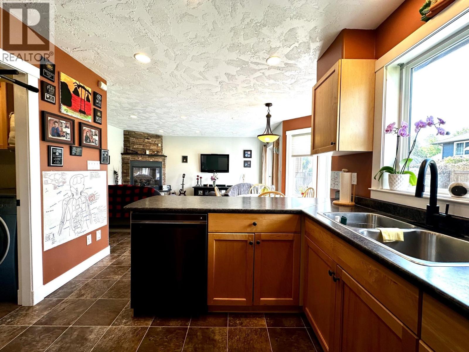 3263 THIRD AVENUE, Smithers
