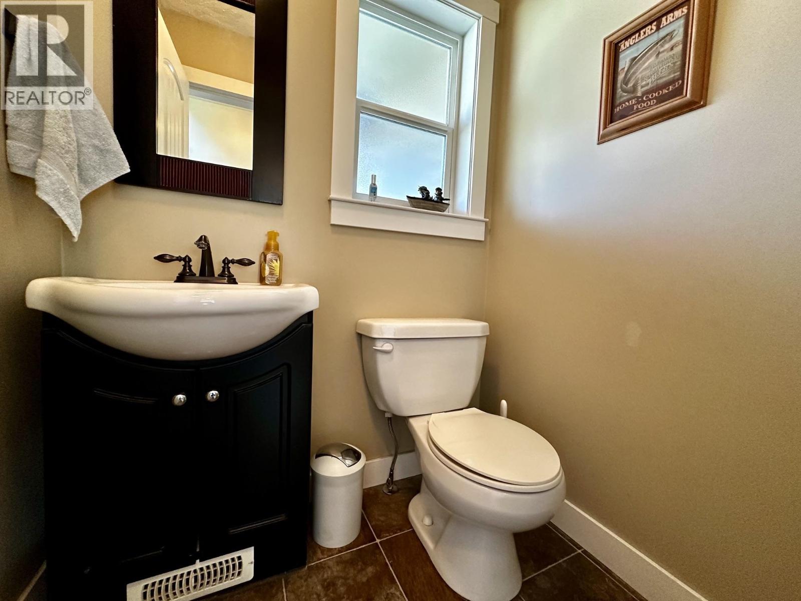 3263 THIRD AVENUE, Smithers