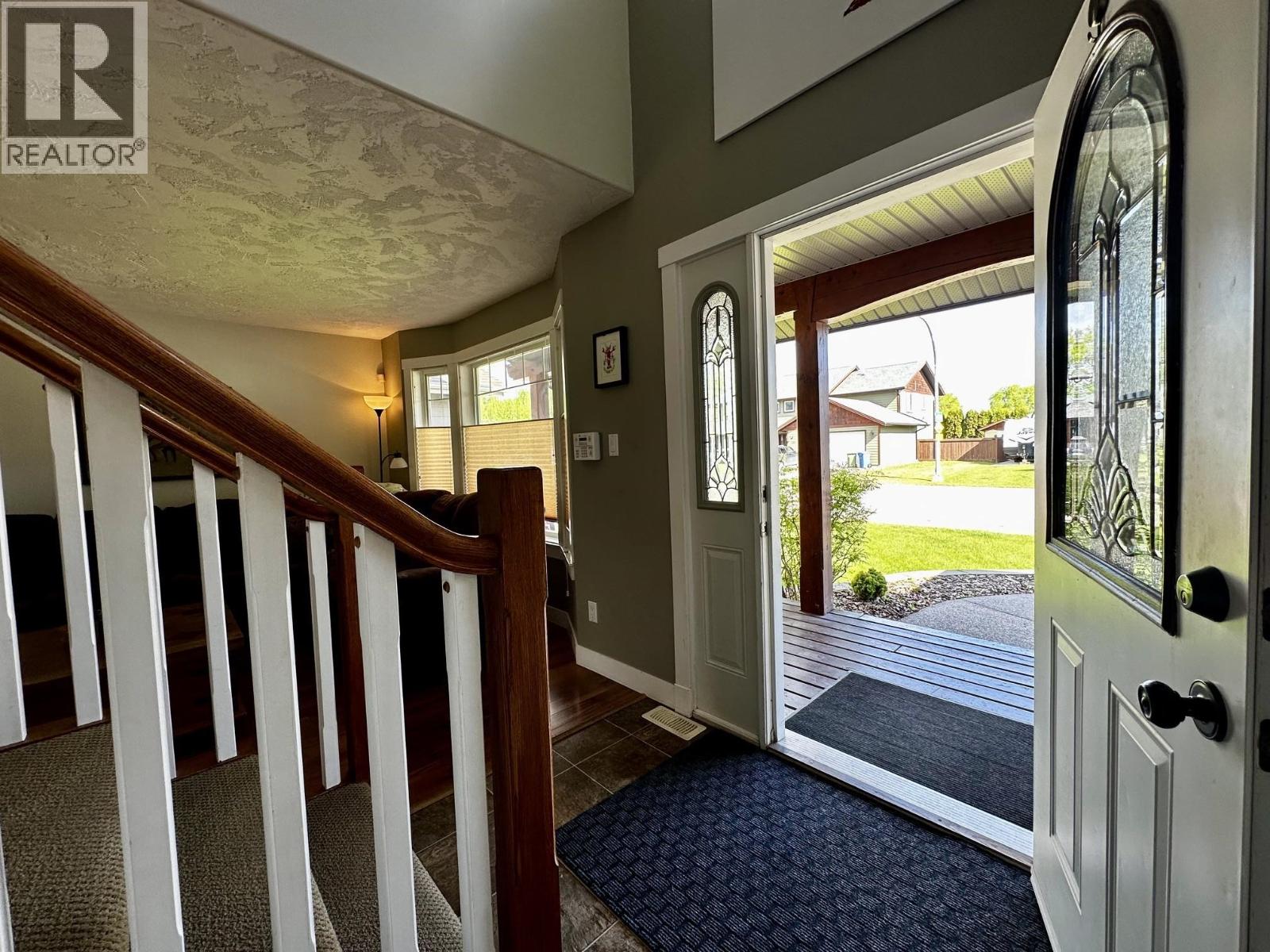 3263 THIRD AVENUE, Smithers