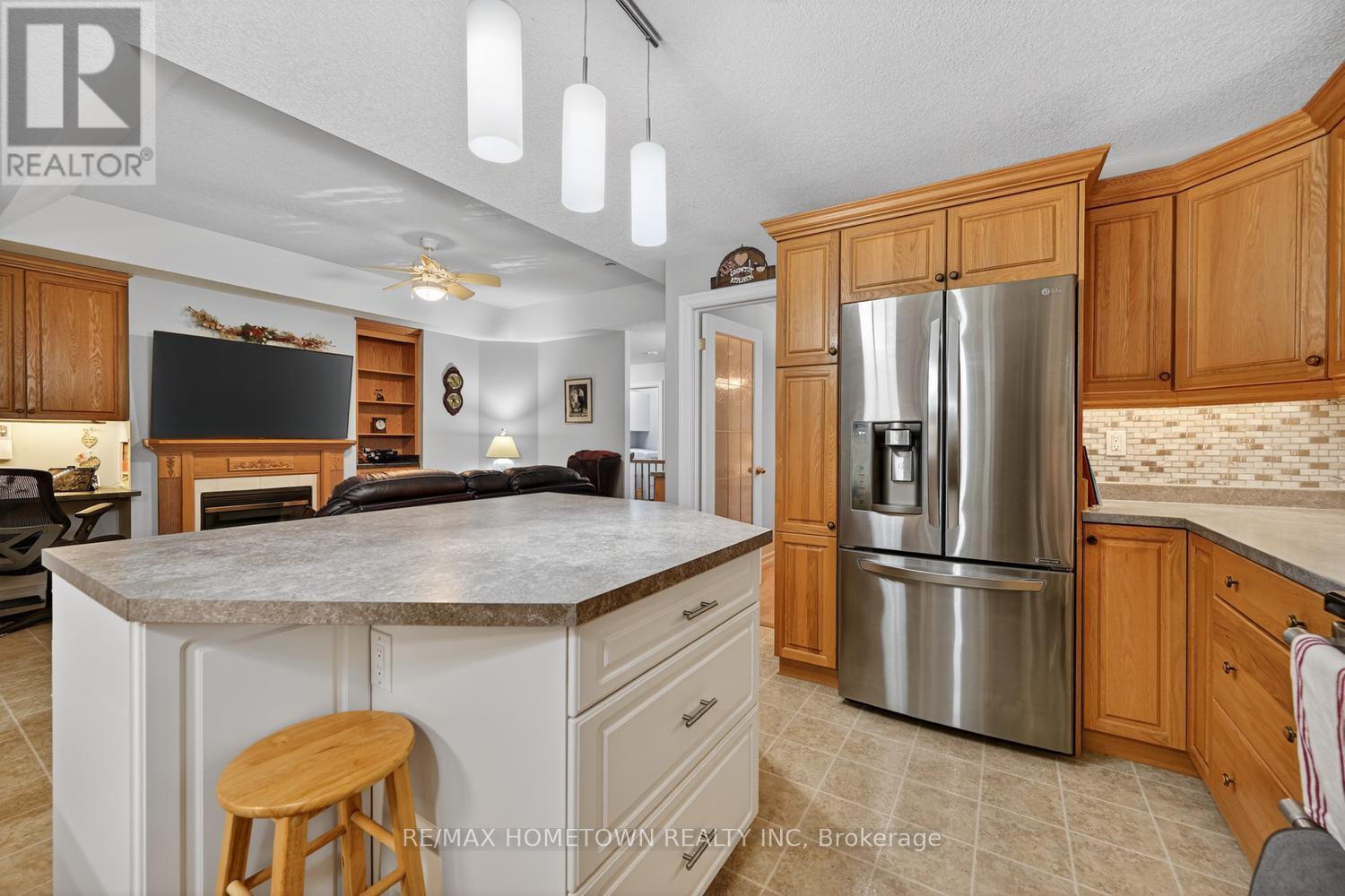 1079 SHEARER DRIVE - 16