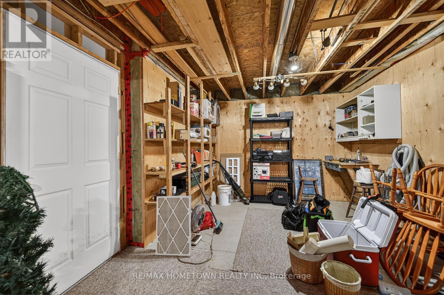 1079 SHEARER DRIVE - 39