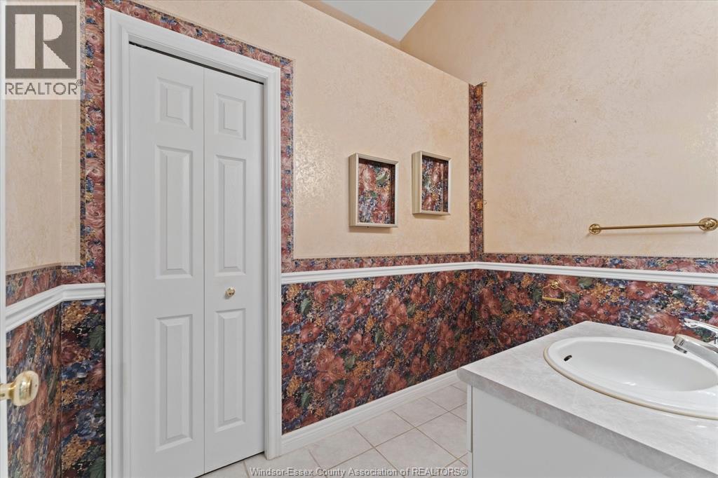 3718 Prairie COURT, Windsor, Ontario, N9G2X3 — Photo 44