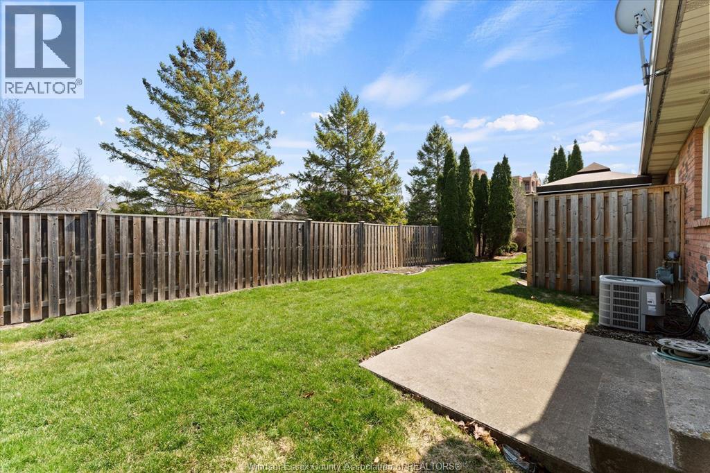3718 Prairie COURT, Windsor, Ontario, N9G2X3 — Photo 16