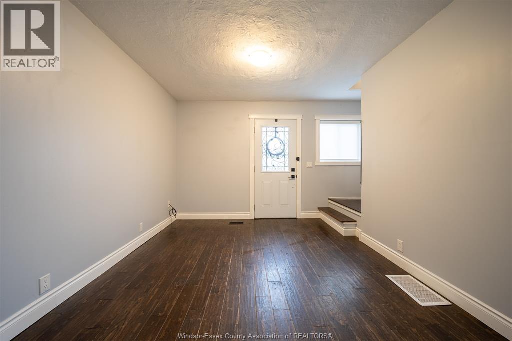 203 SHELDON AVENUE - 4