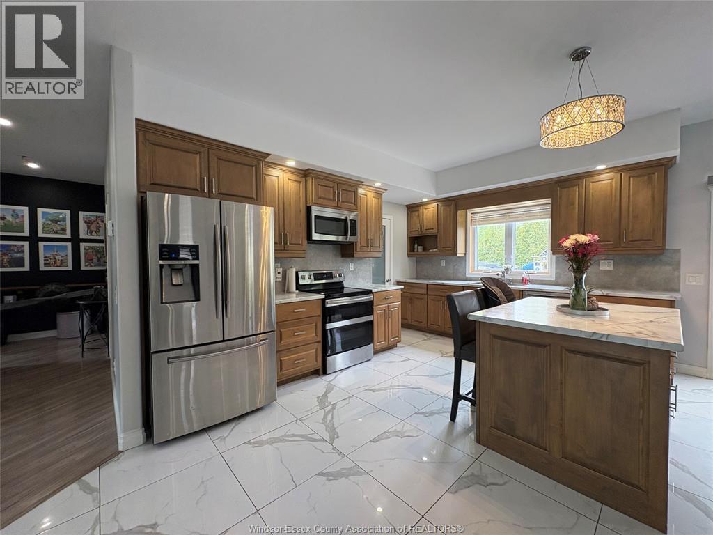 21107 MCLEAN ROAD - 11