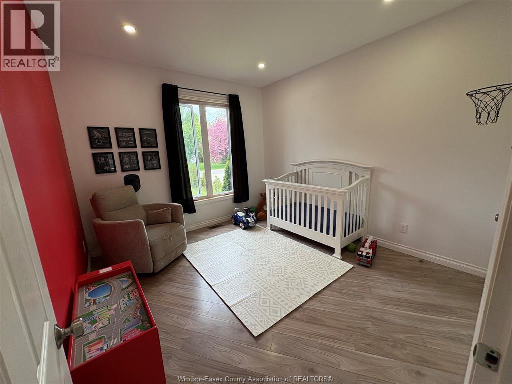 21107 MCLEAN ROAD - 16