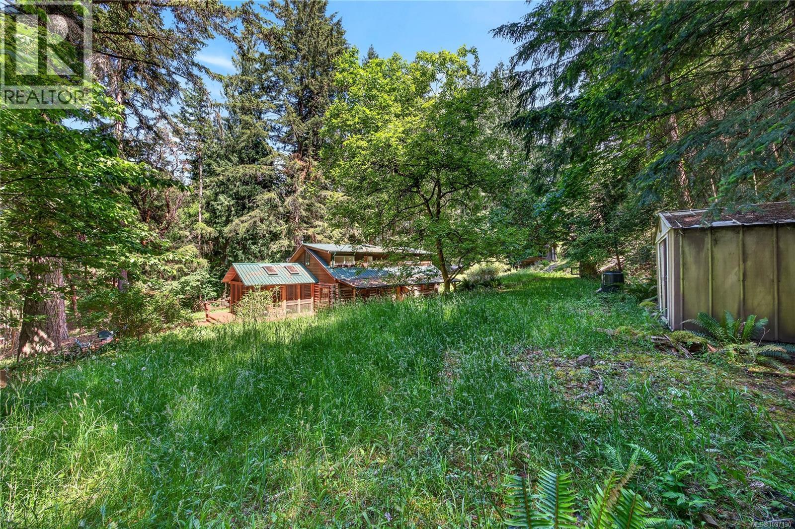 135 Fairway Dr, Salt Spring
