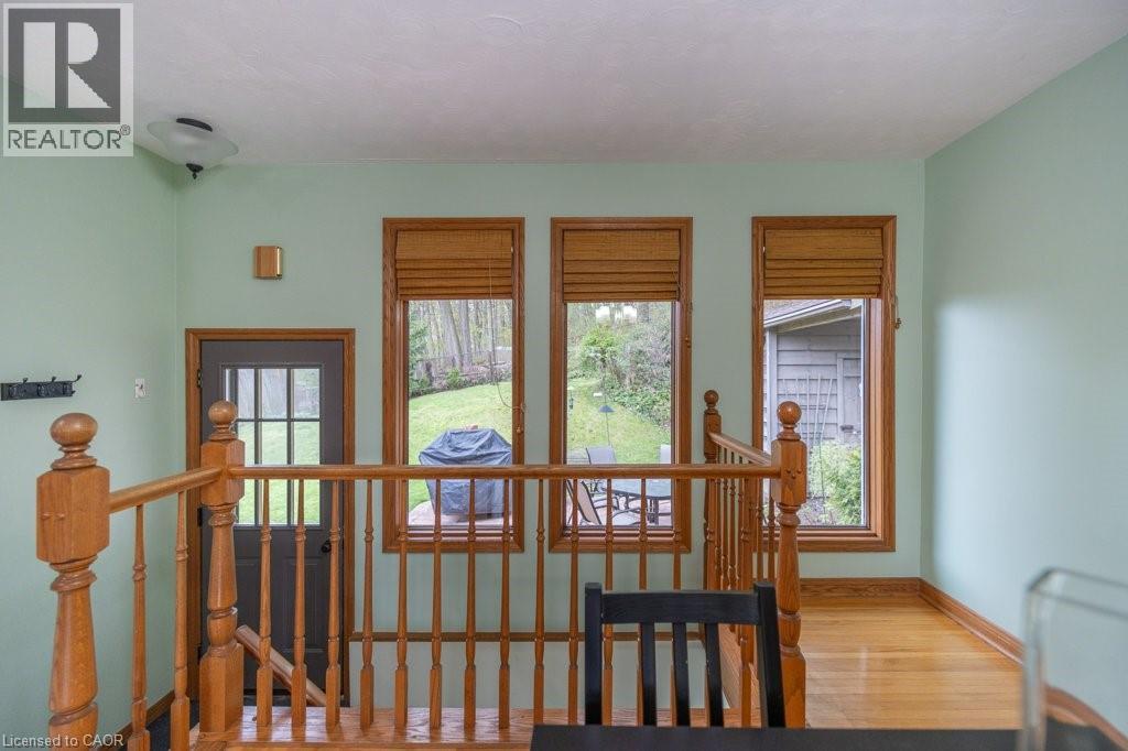 5 DONALD Street - 12