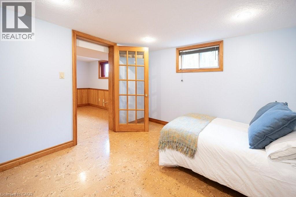 5 DONALD Street - 27