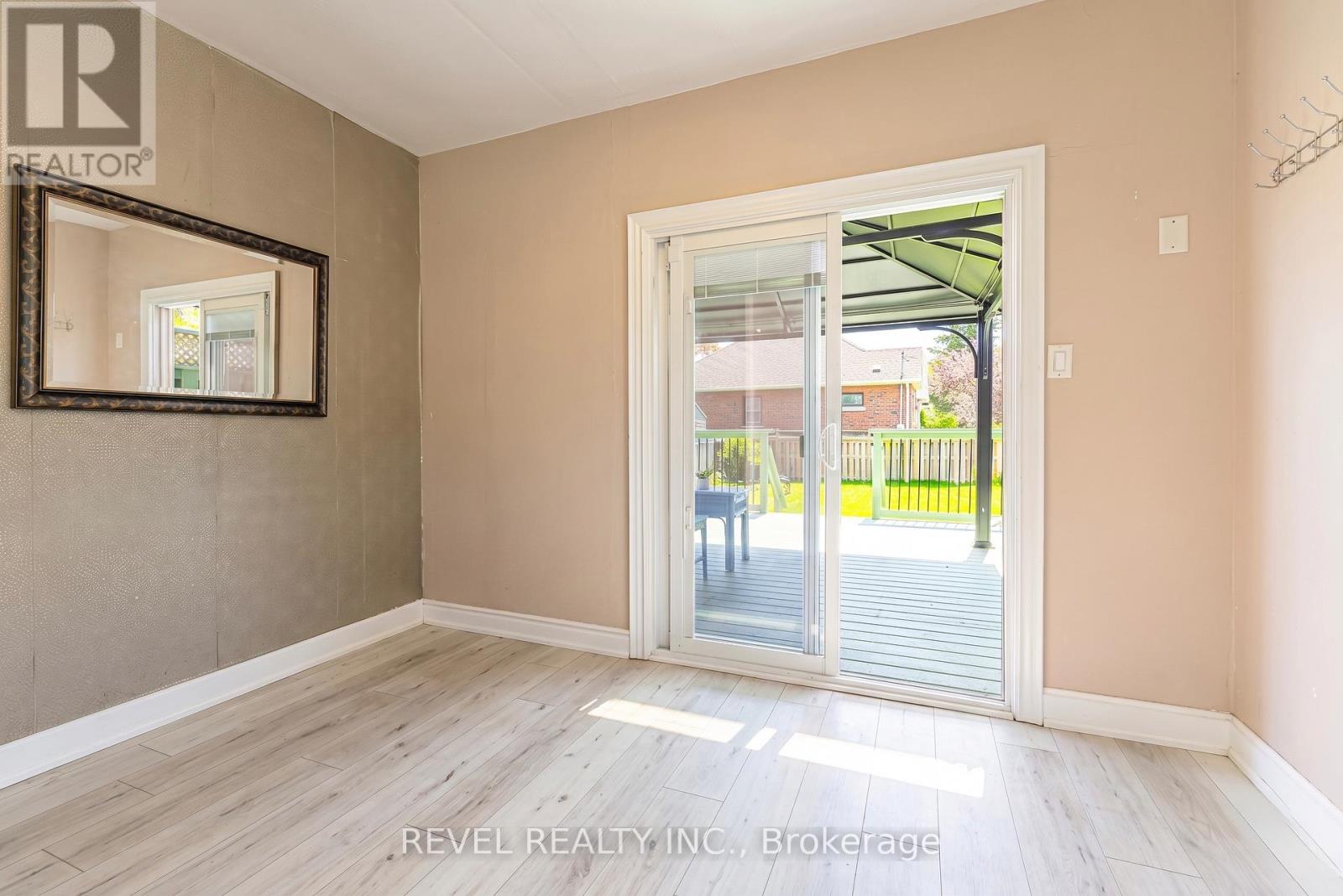 241 ANNIS STREET - 14