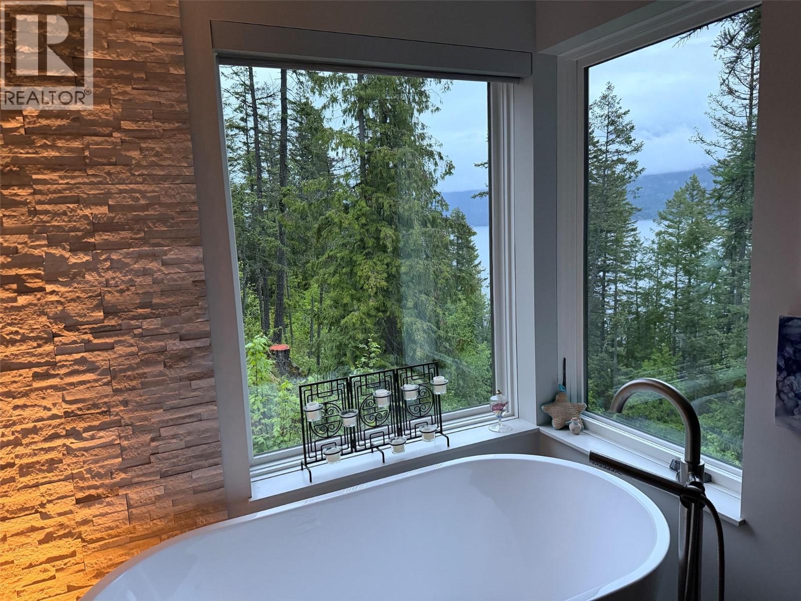 4926 Fletcher Creek Road - 36
