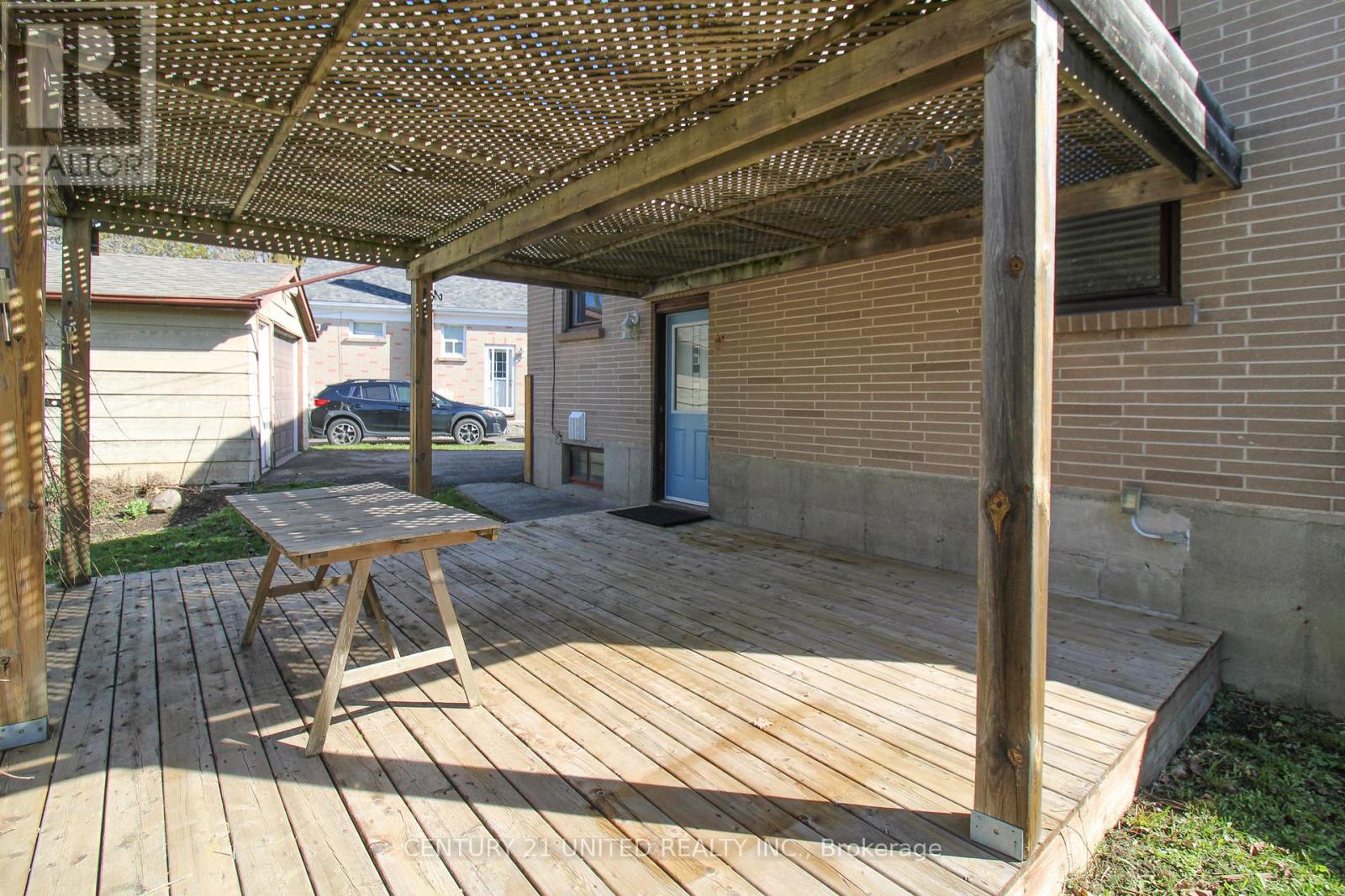 819 ARGYLE STREET - 7