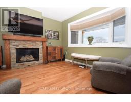 Bedroom 2 - 1 Quaker Court, Prince Edward County, ON K0K3L0 Photo 6