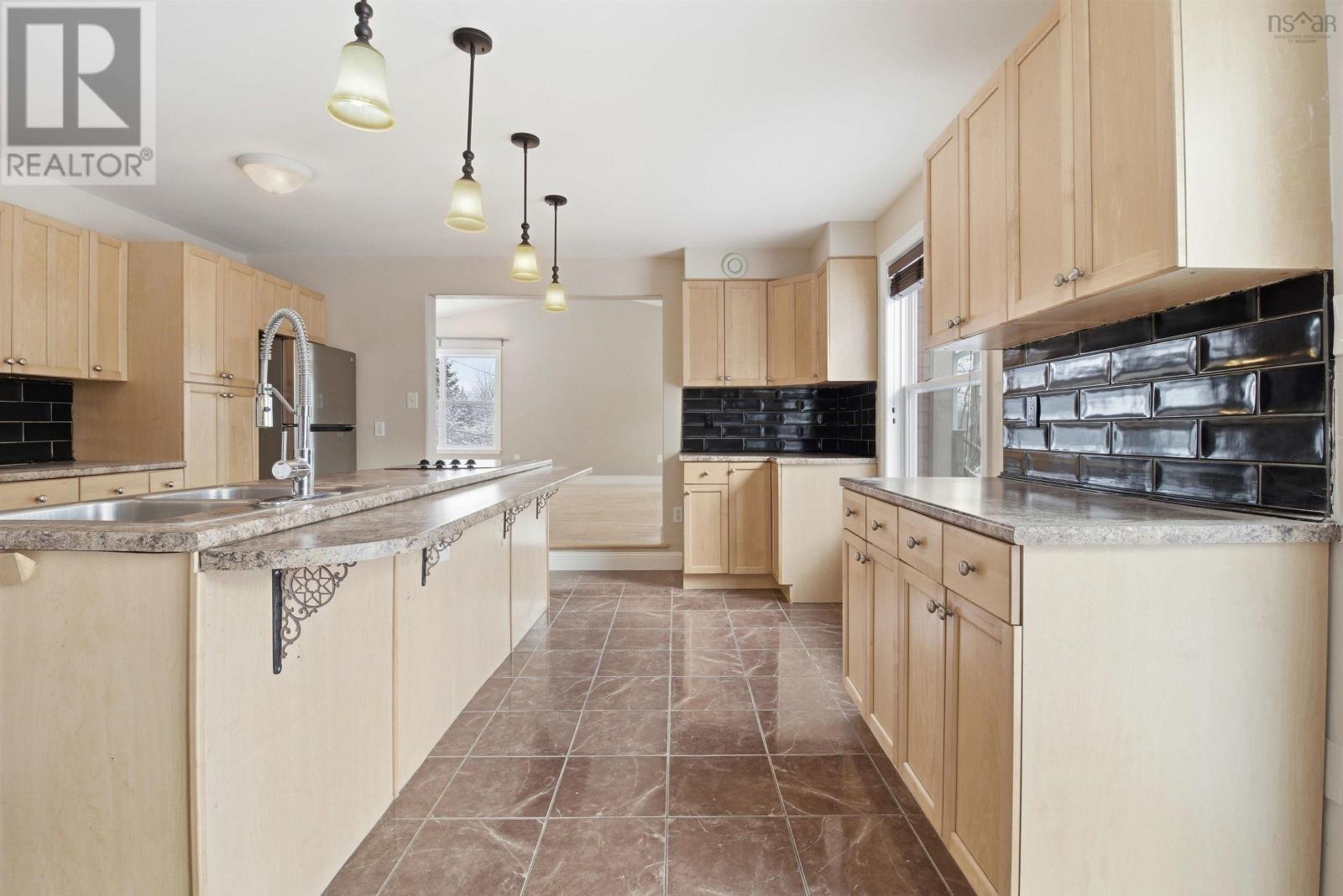 680 Hammonds Plains Rd, Hammonds Plains - 11