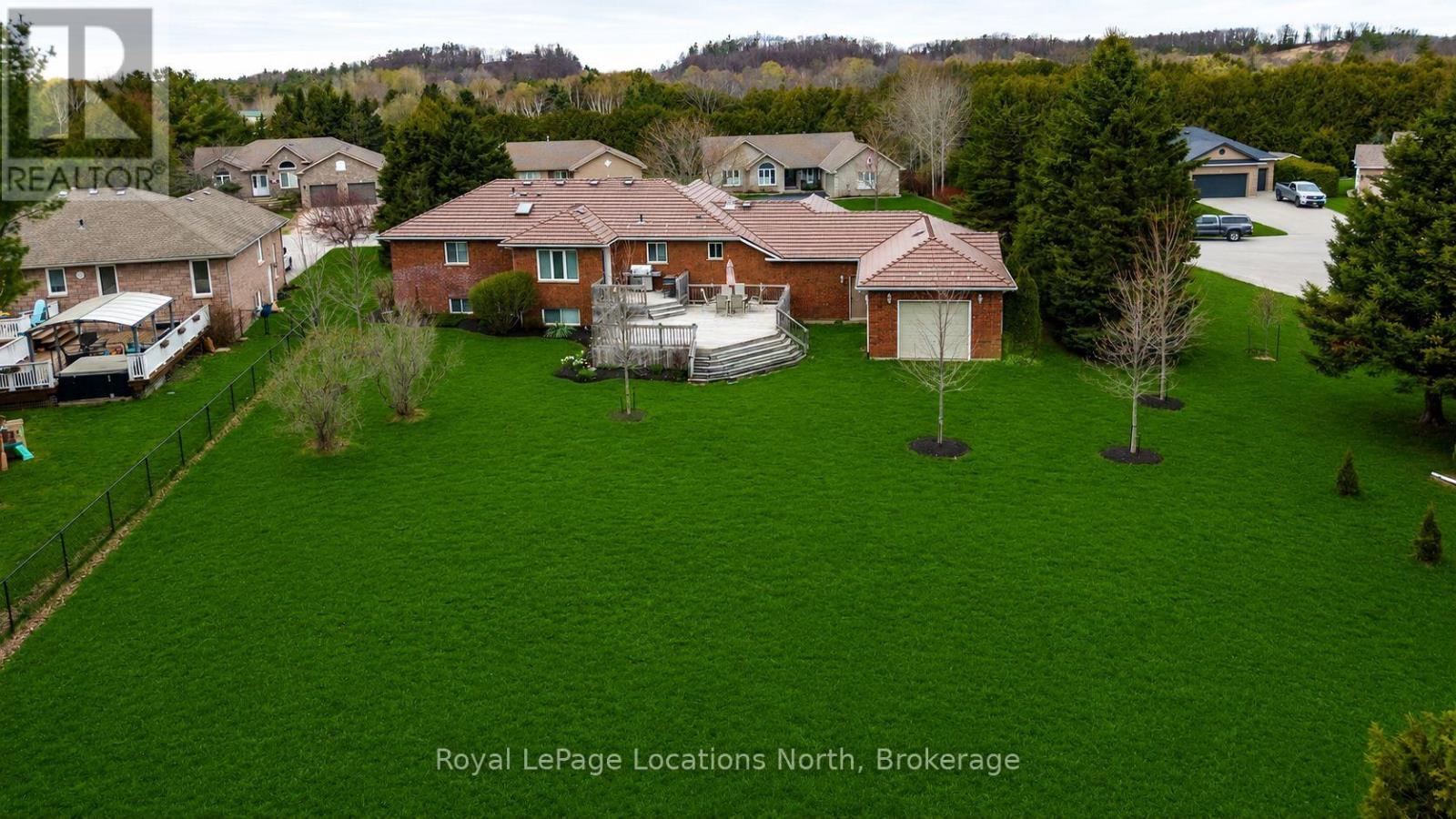4 HILLIER COURT - 4