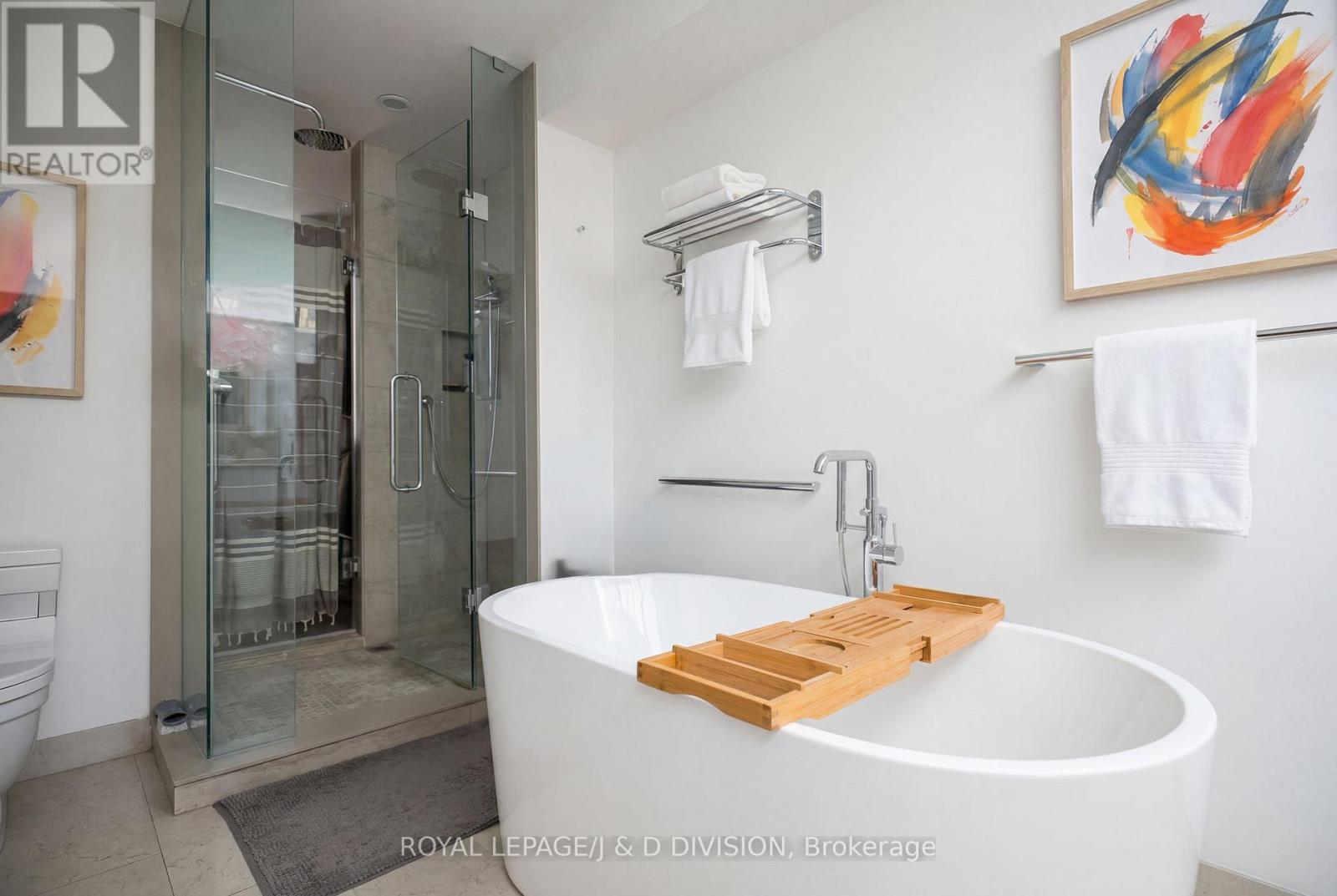 11C TRANBY AVENUE - 18