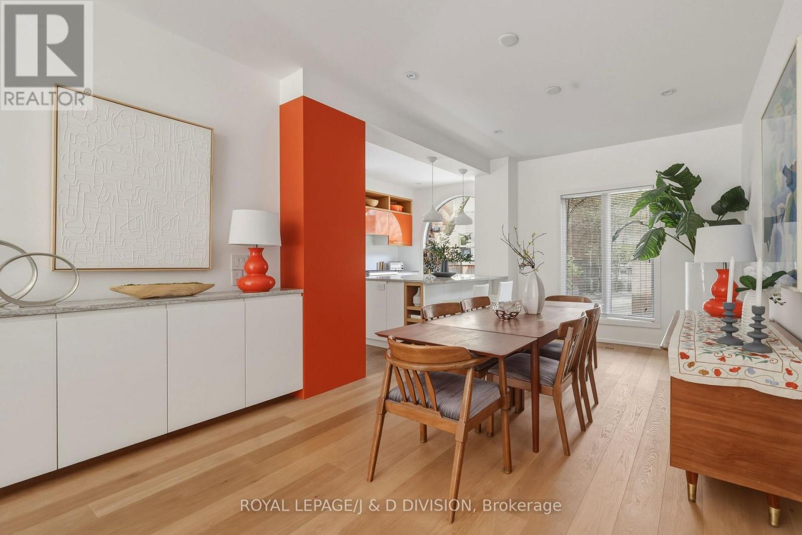 11C TRANBY AVENUE - 7