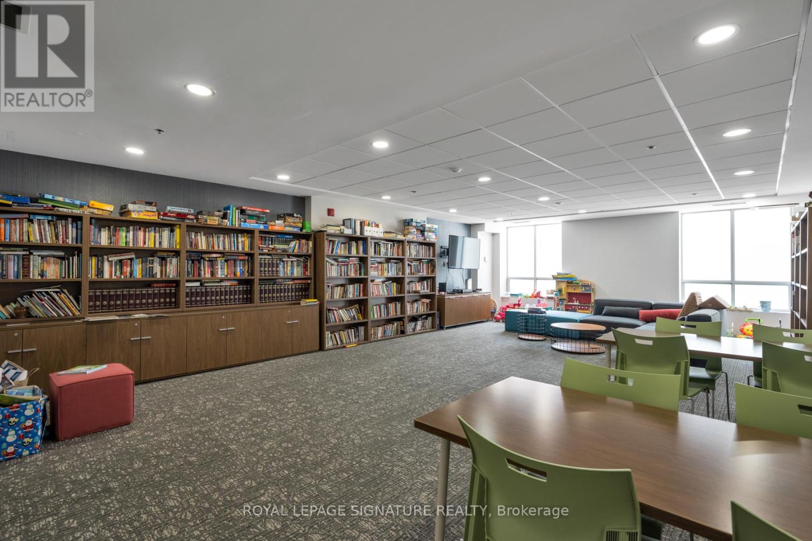 #621 1000 KING STREET W - 43