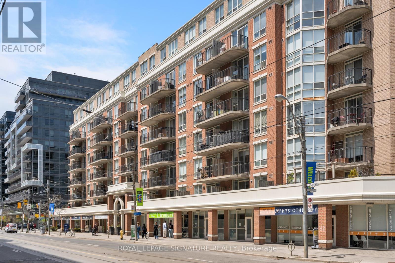 #621 1000 KING STREET W - 50