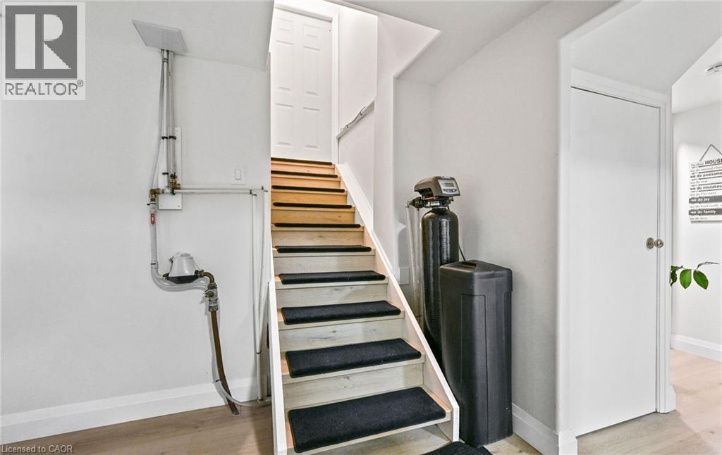 84 VISCOUNT Road, Brantford, Ontario, N3P1Y7 — Photo 4