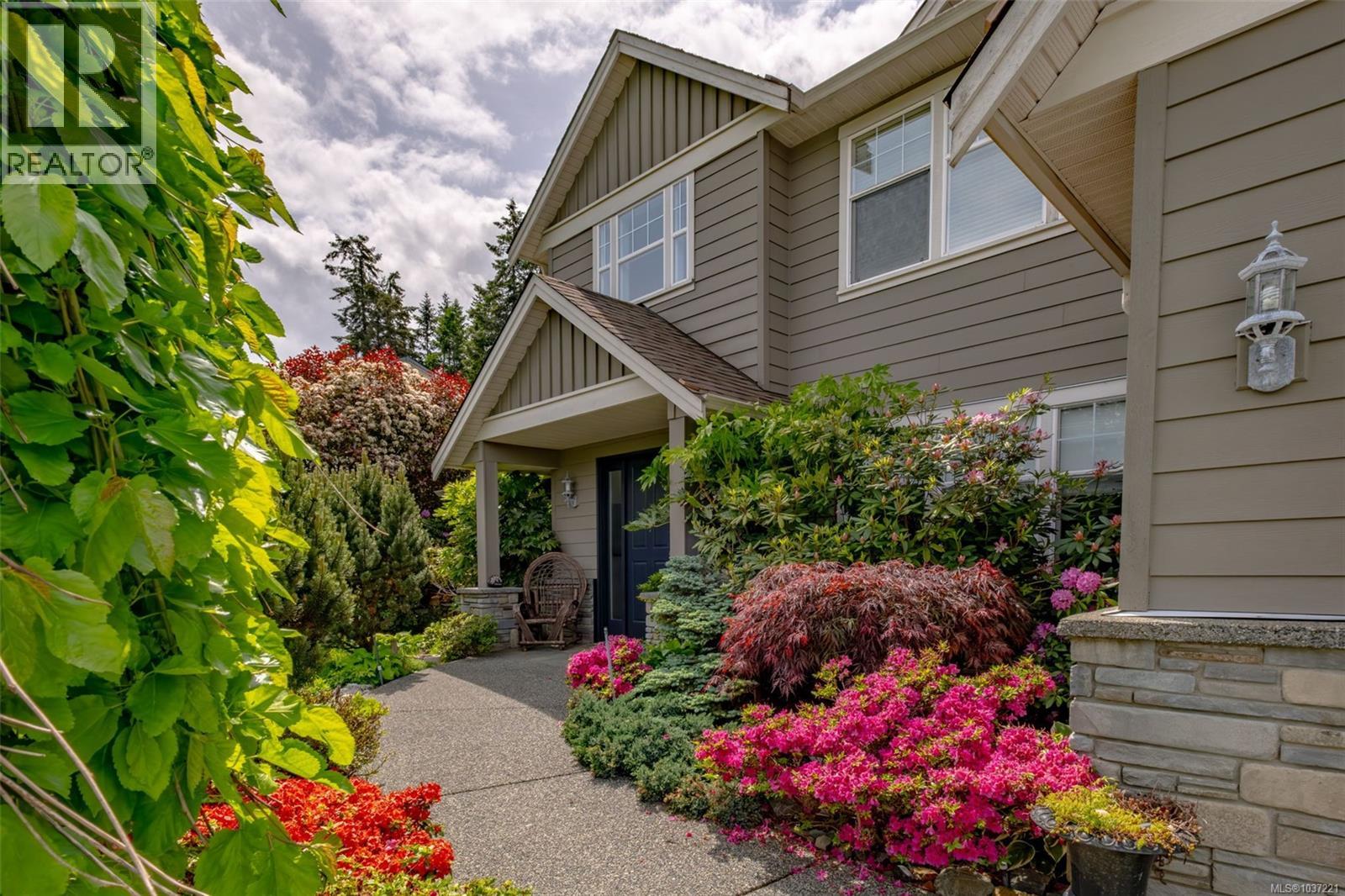 7739 Clark Dr - 92