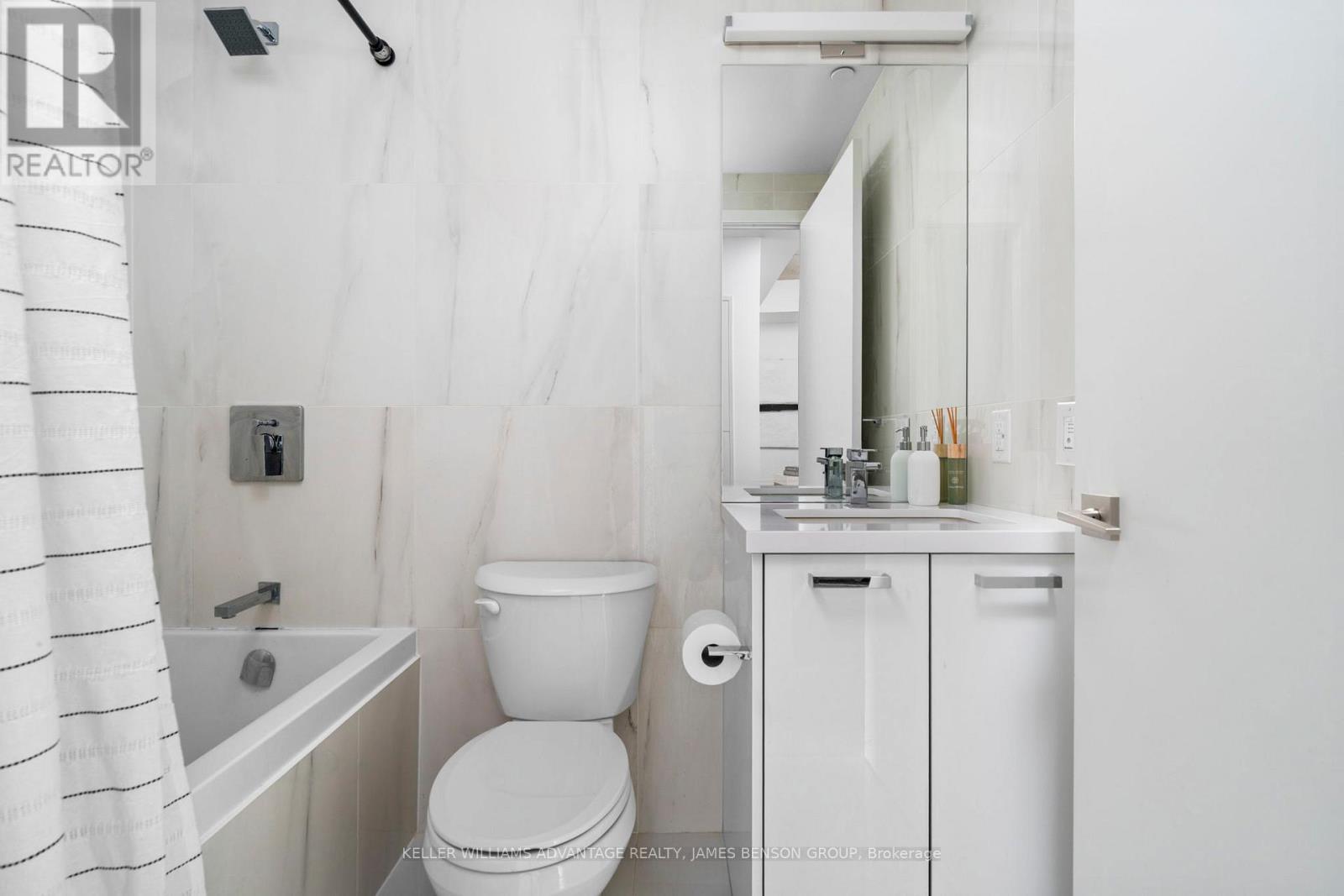 #301 195 MCCAUL STREET - 7
