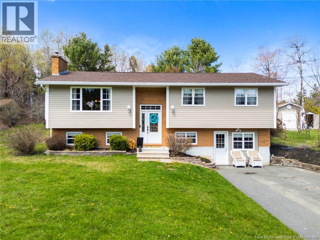 10 Larlee Road - 1