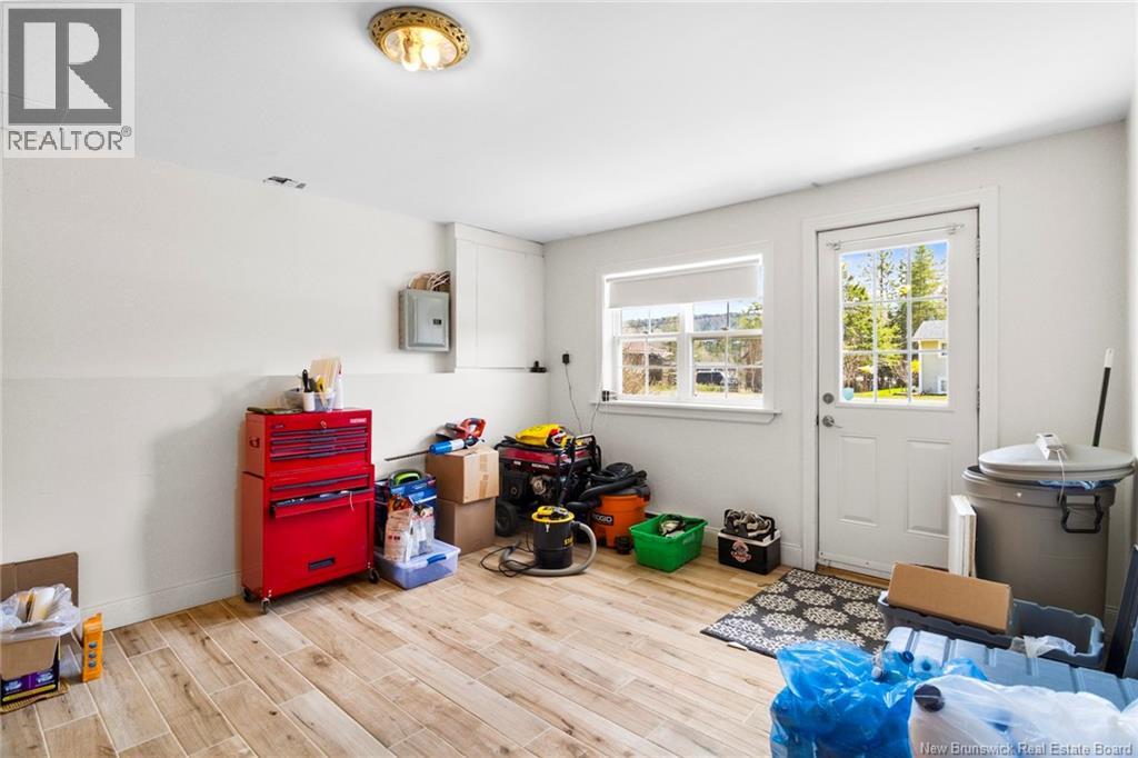 10 Larlee Road - 33