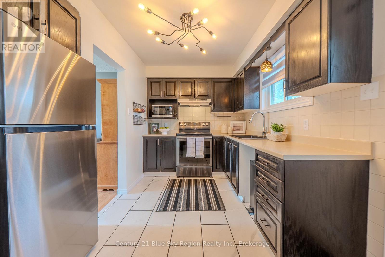 19 MARSHALL PARK DRIVE - 10