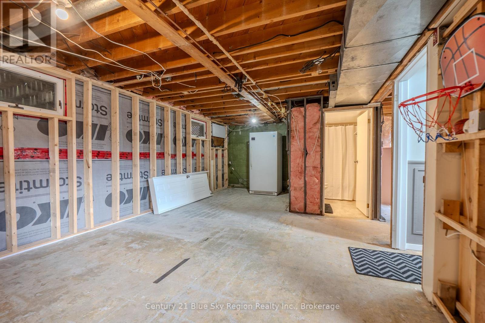 19 MARSHALL PARK DRIVE - 26