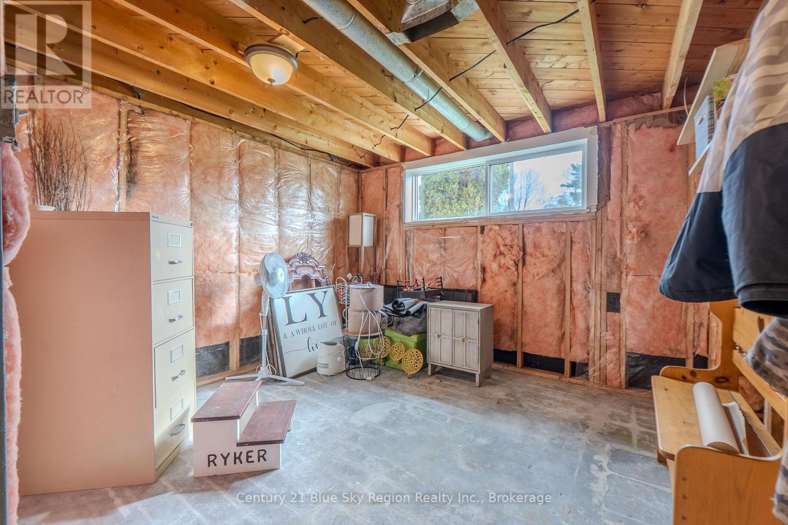 19 MARSHALL PARK DRIVE - 27