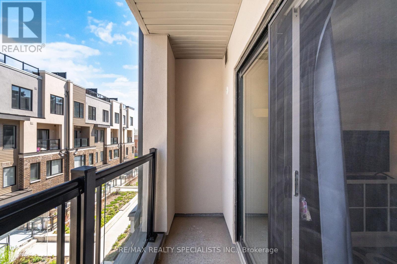 #21 3405 RIDGEWAY DRIVE - 14