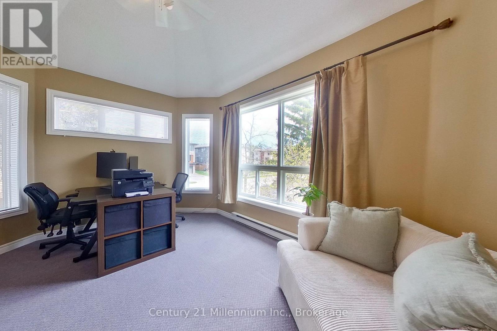 #825 34 DAWSON DRIVE - 10