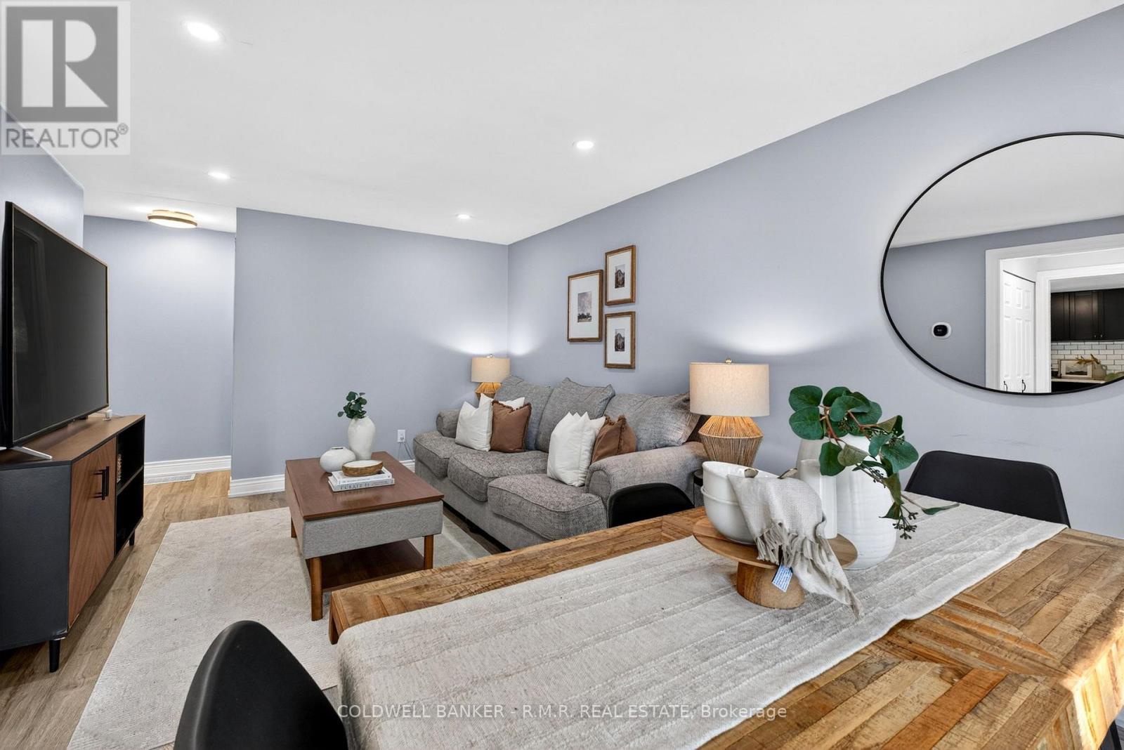 729 DOWNVIEW CRESCENT - 15