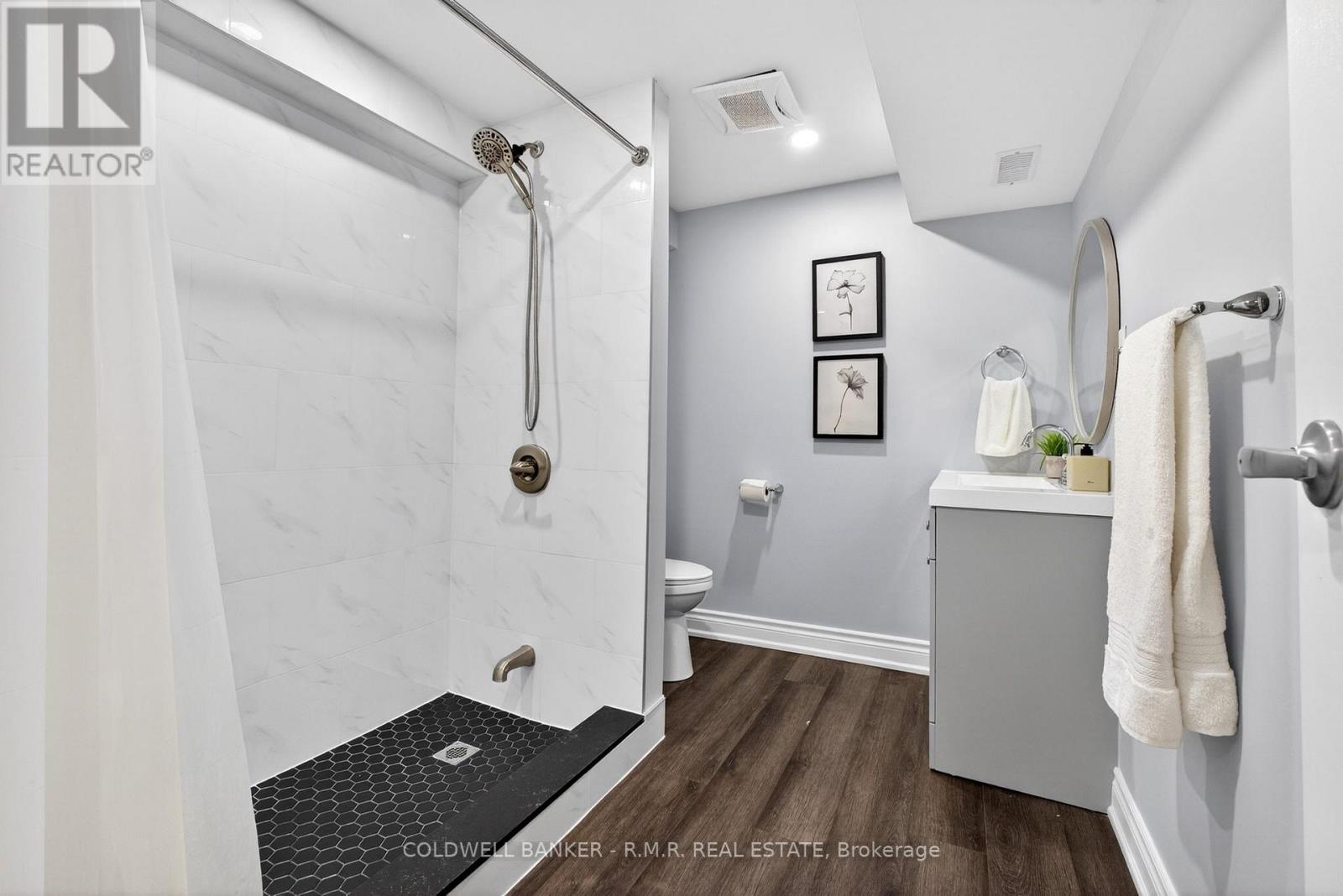 729 DOWNVIEW CRESCENT - 35