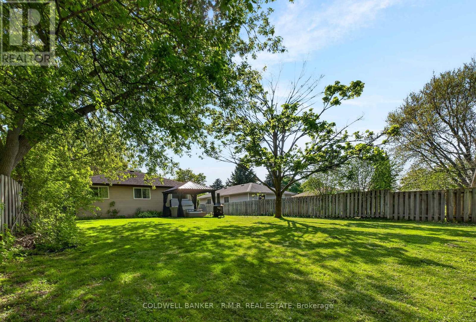 729 DOWNVIEW CRESCENT - 42