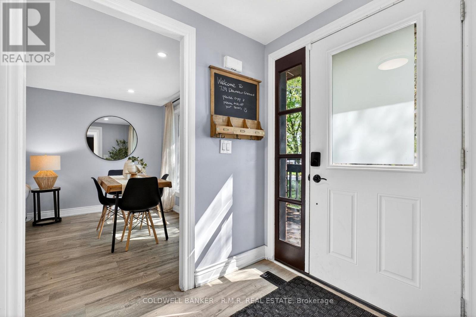 729 DOWNVIEW CRESCENT - 8