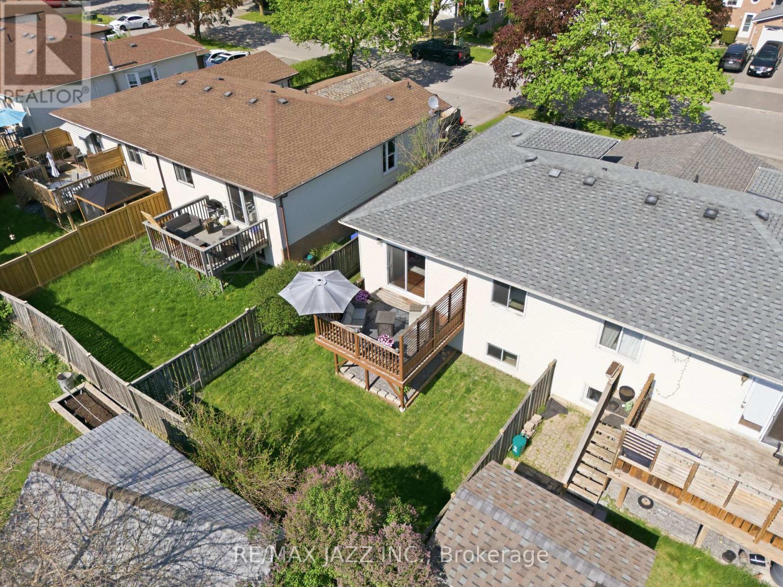 50 HARTSFIELD DRIVE - 34