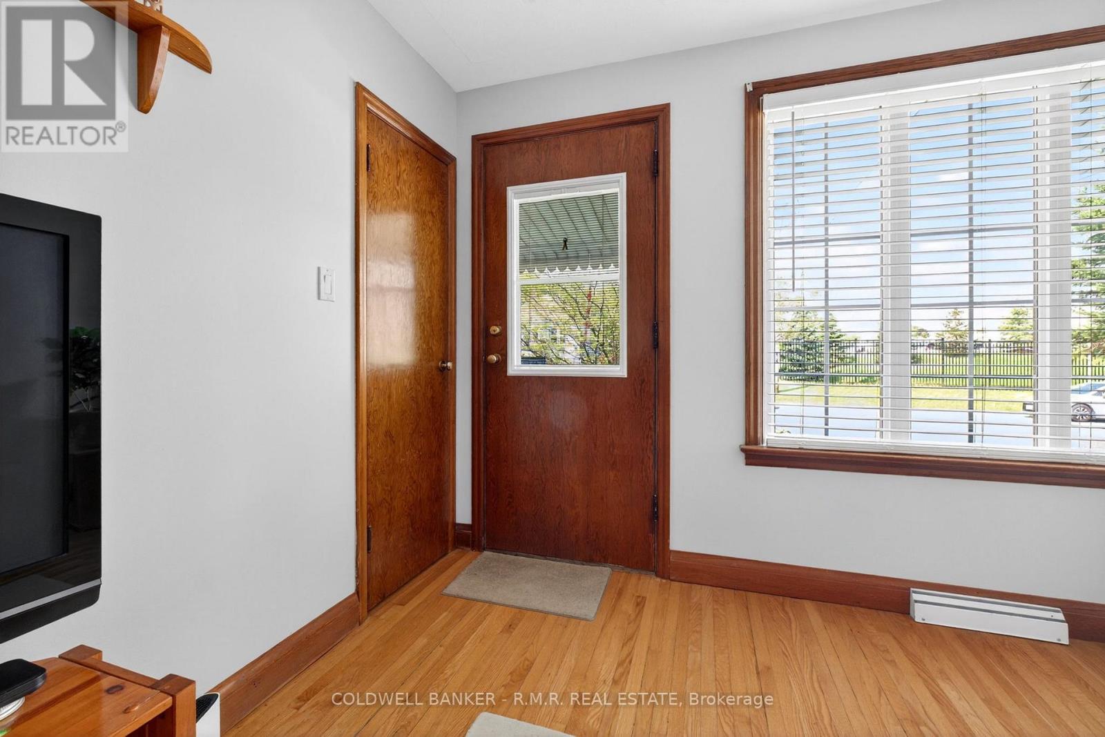 275 OSHAWA BOULEVARD N - 10