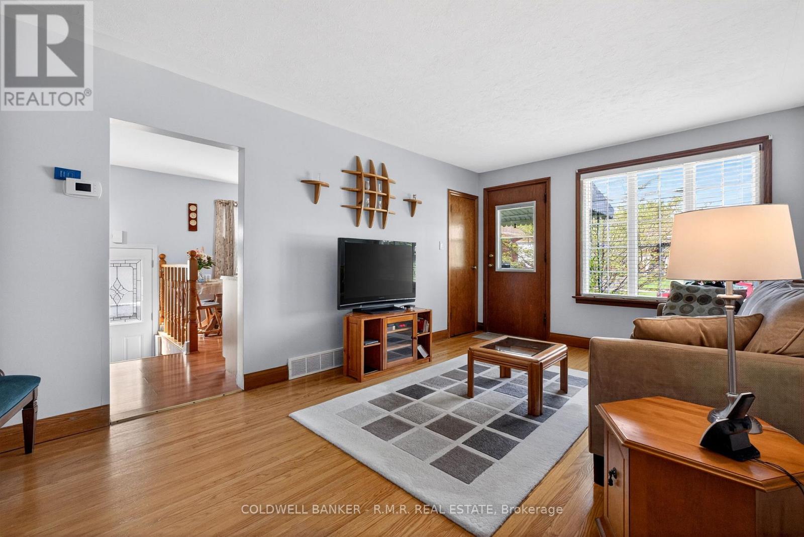 275 OSHAWA BOULEVARD N - 14