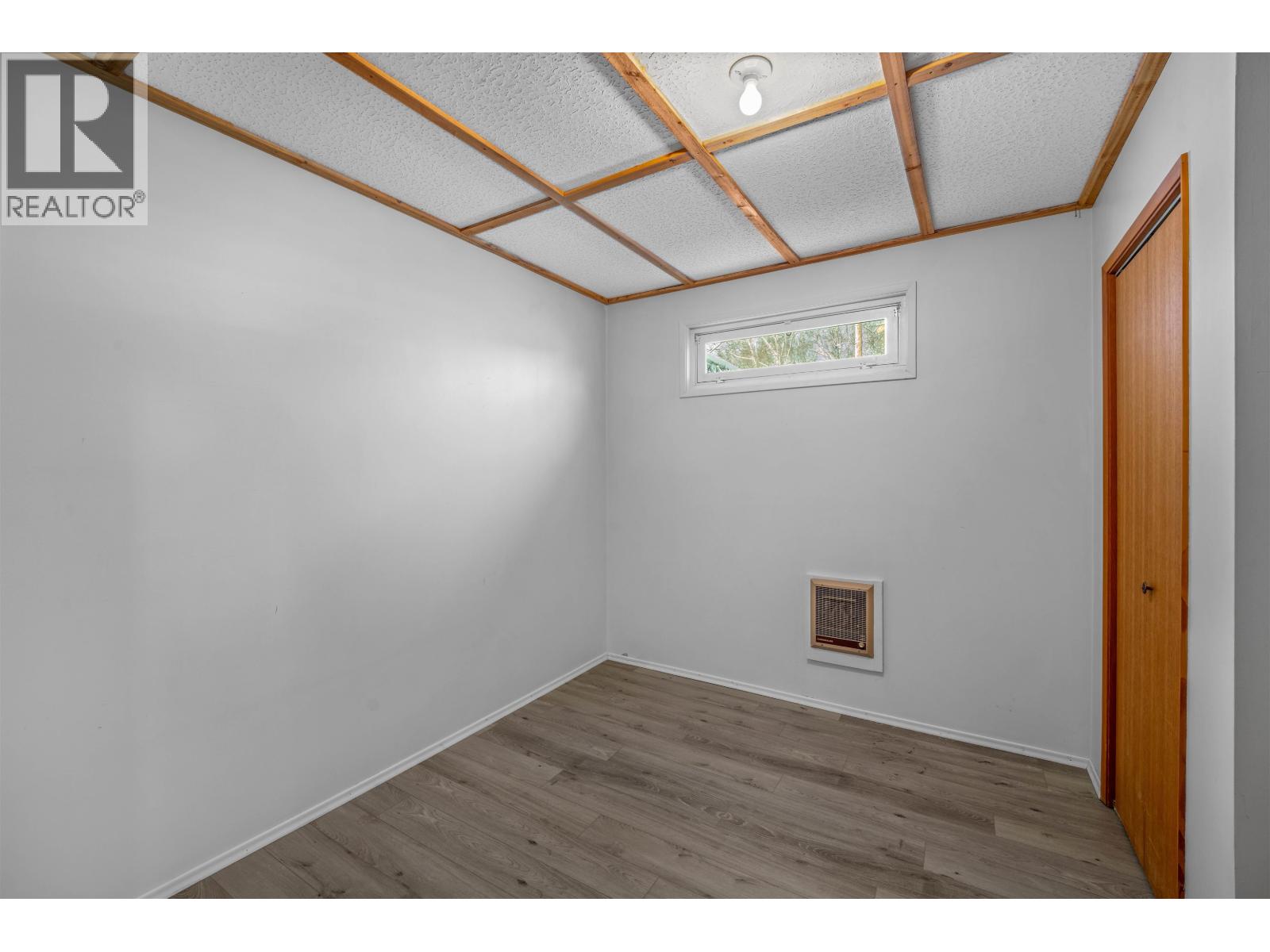 2725 POLARIS ROAD - 16