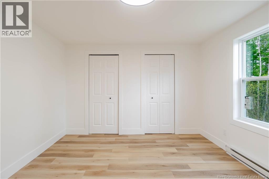 7 Clara Street - 18